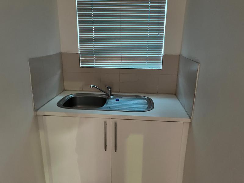 To Let Commercial Property for Rent in Montague Gardens Western Cape